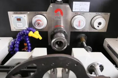 精密珩磨機加工產品表面刮傷原因，你可知道？